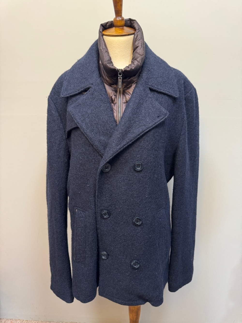 Gimo’s Italian wool blend men’s coat with removable down filled lining
